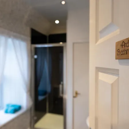 The Trout Fly Guest House-2